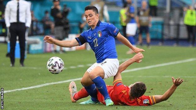 Giacomo Raspadori in action for Italy